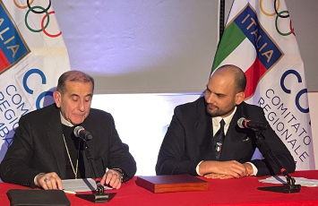 L'arcivescovo in visita al CONI: è storia